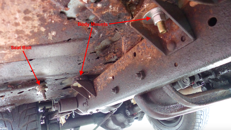 Illustration for article titled The Last-Minute Repair Frenzy That Saved My $500 Postal Jeep Project